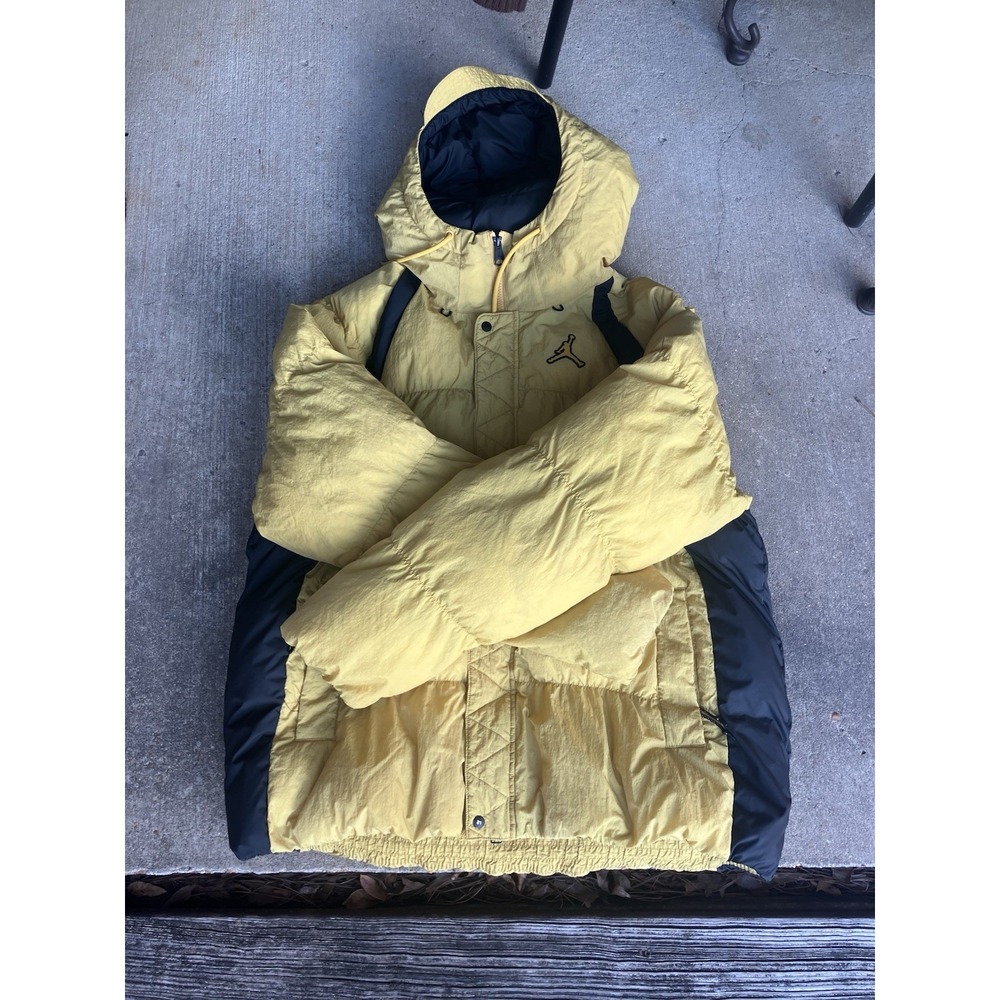 Jordan Essentials Full Zip Hooded Puffer Jacket Yellow Black DA9806-781 Men's XL - Picture 2 of 14